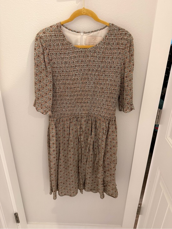 Gal Meets Glam Dresses & Skirts - Gal Meets Glam Olive, Cream & Rust Smocked Bodice Midi Dress